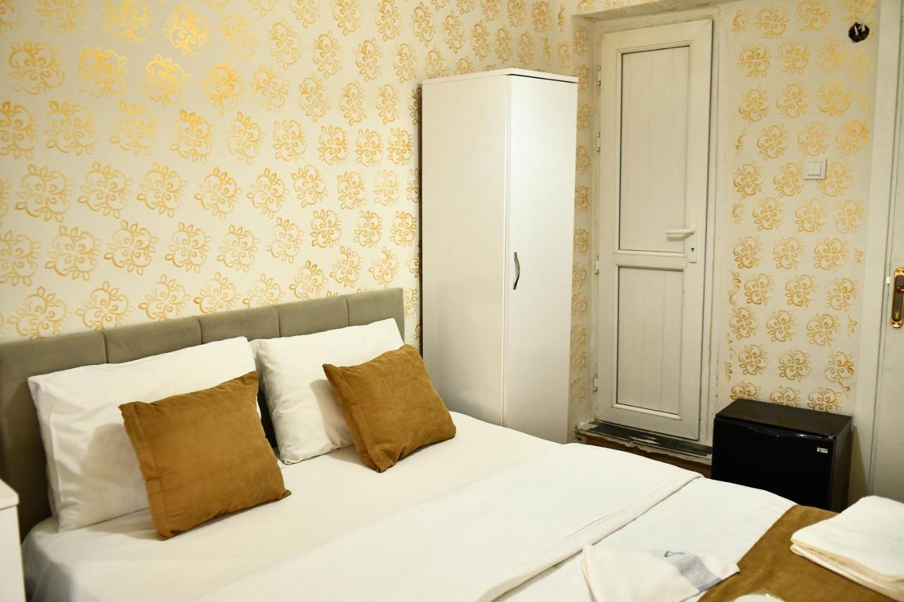 Hotel apartamentowy Ada *