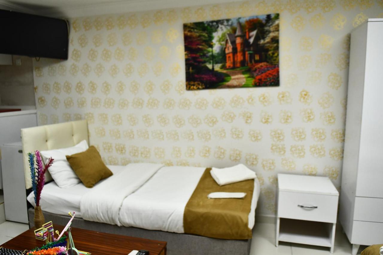 Hotel apartamentowy Ada